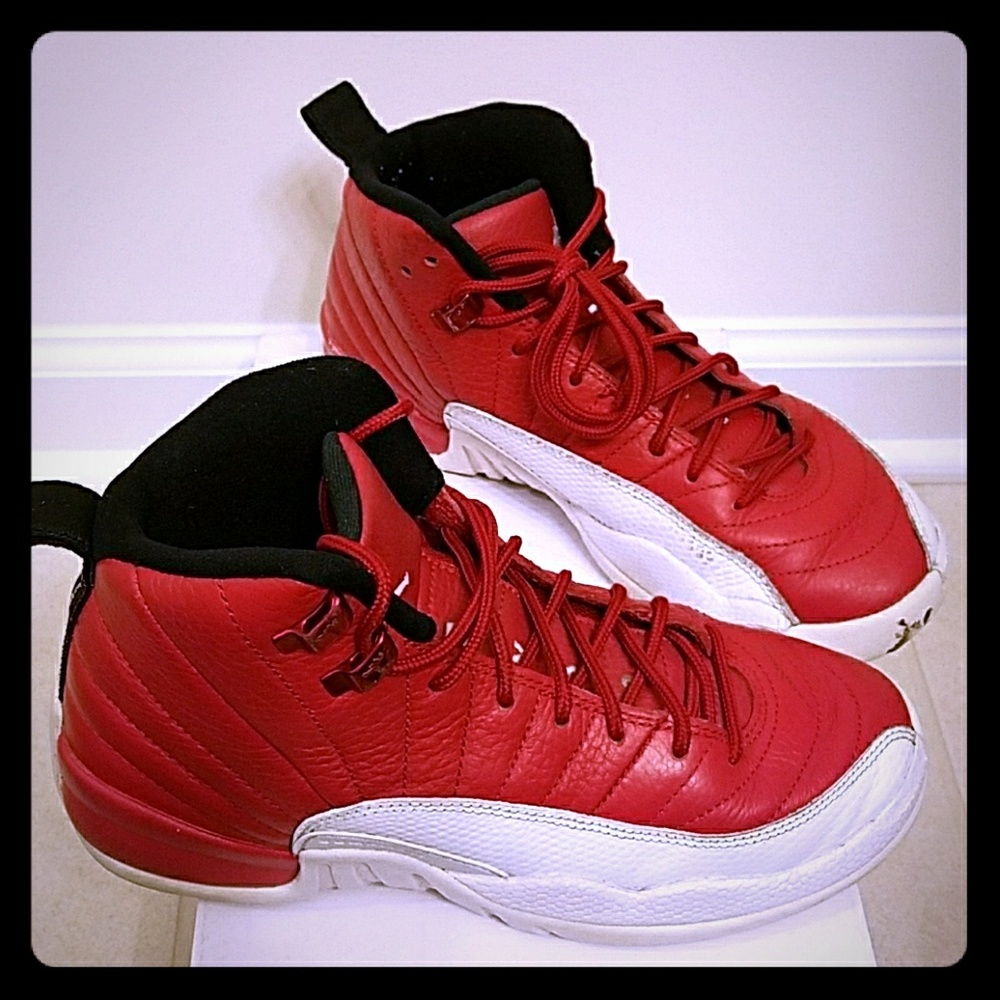 Air Jordan 12 Retro "Gym Red"
